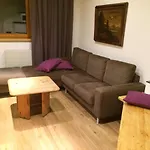 Christine アパート *