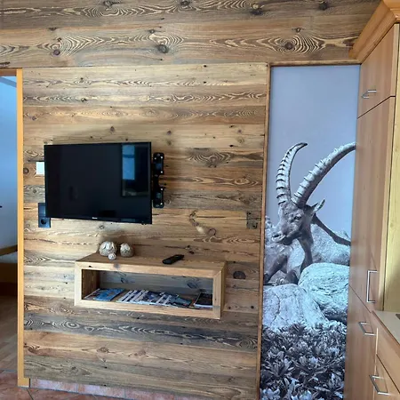 Christine * カウナータール